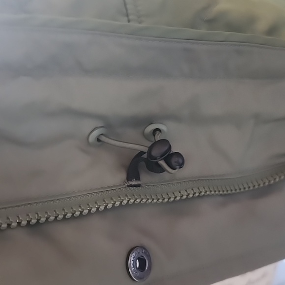 LL BEAN Women's jacket - Picture 15 of 16